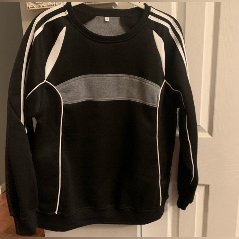 Commense Black and Gray Crewneck Sweatshirt - M
